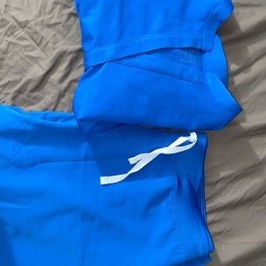 Figs set royal blue rafaela top Livingston bottoms